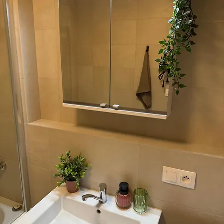 The Elite Iv Downtown Ac & Garage Parking * Bratislava