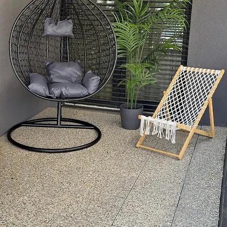 דירה The Elite Iv Downtown Ac & Garage Parking ברטיסלאבה