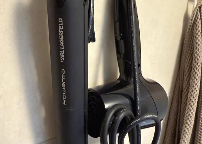 The Elite Iv Downtown Ac & Garage Parking شقة *