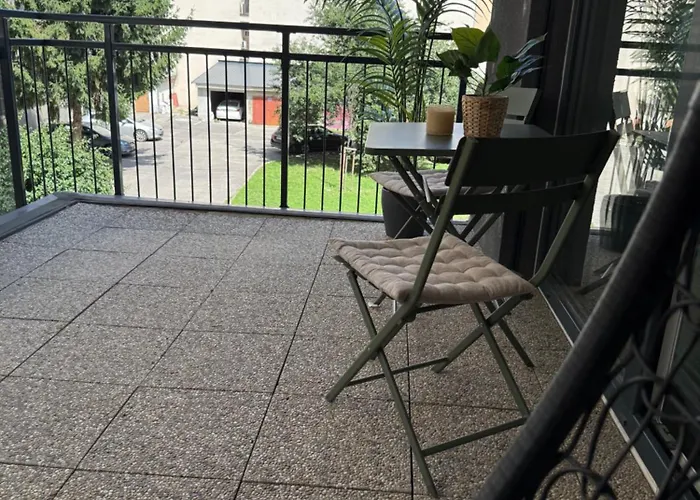 The Elite Iv Downtown Ac & Garage Parking شقة *