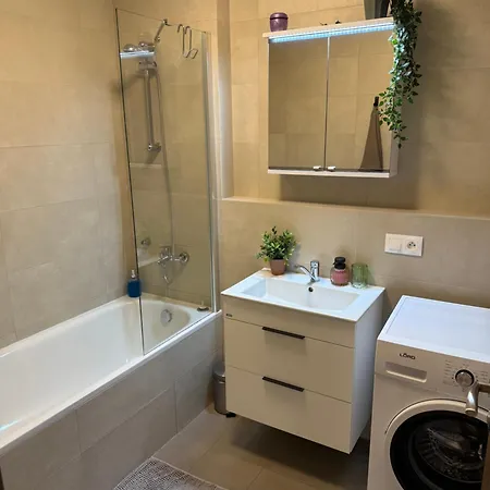 Apartament The Elite Iv Downtown Ac & Garage Parking